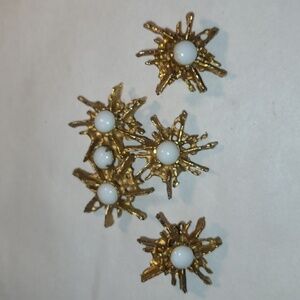 Women's Vintage DeNicola Set Brooch and Earrings
